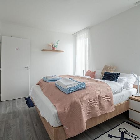 Roze Blue Design Apartments โชปาค ภายนอก รูปภาพ