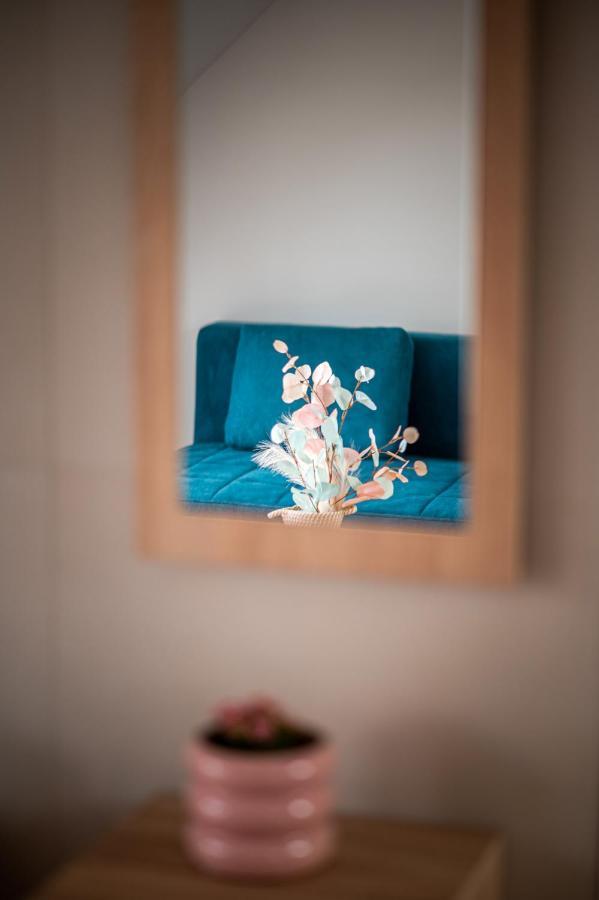 Roze Blue Design Apartments โชปาค ภายนอก รูปภาพ
