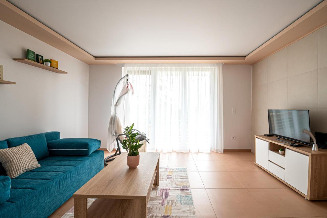 Roze Blue Design Apartments โชปาค ภายนอก รูปภาพ